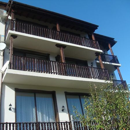 Family Hotel&Restaurant Plamena Oreshak  Exterior foto